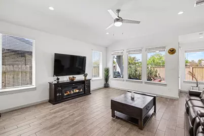 28514 Eli Eagle Street, Katy, TX 77494 - Photo 9