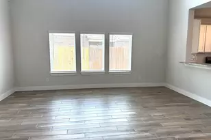 359 Twin Lakes Blvd W, West Columbia, TX 77486 - Photo 5