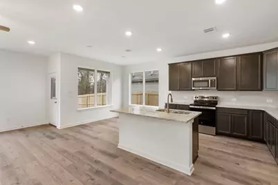 604 Rockbridge Drive, Huntsville, TX 77340 - Photo 17