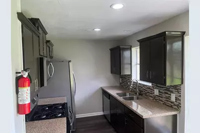 4003 Brownstone Lane, Houston, TX 77053 - Photo 7