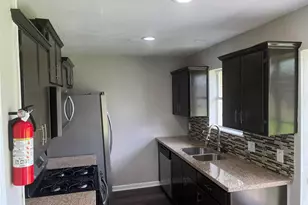 4003 Brownstone Ln, Houston, TX 77053 - Photo 7