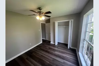 4003 Brownstone Lane, Houston, TX 77053 - Photo 11