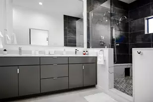 511 Memorial Heights Dr, Houston, TX 77007 - Photo 35
