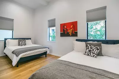 511 Memorial Heights Drive, Houston, TX 77007 - Photo 17
