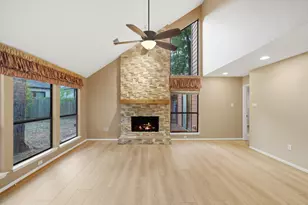 25 N Mossrock Rd, The Woodlands, TX 77380 - Photo 9