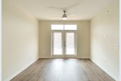 800 N Fm 3083 Rd W #B1A, Conroe, TX 77303 - Photo 5