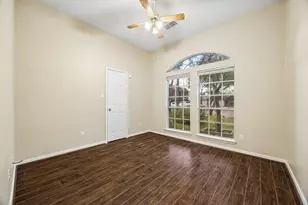 306 Roans Prairie Ln, Richmond, TX 77469 - Photo 17