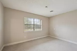 11405 Memorial Cir, Piney Point Village, TX 77024 - Photo 25