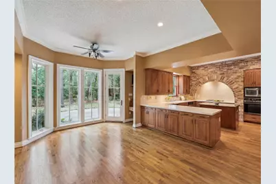 11405 Memorial Circle, Piney Point Village, TX 77024 - Photo 11