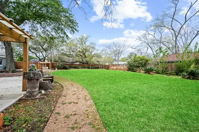 2111 N Galveston Avenue, Pearland, TX 77581 - Photo 47