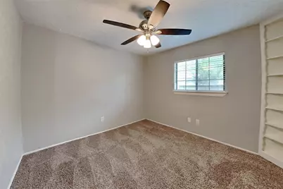 2102 Turtle Creek Drive, Missouri City, TX 77459 - Photo 11