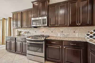 2924 Brighton Trails Lane, Pearland, TX 77584 - Photo 11