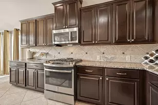 2924 Brighton Trails Ln, Pearland, TX 77584 - Photo 11