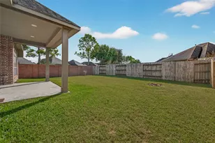 2924 Brighton Trails Ln, Pearland, TX 77584 - Photo 31