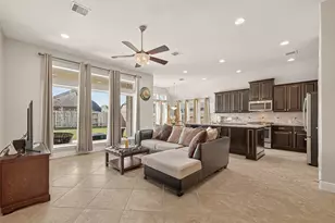 2924 Brighton Trails Ln, Pearland, TX 77584 - Photo 7