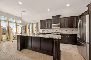 2924 Brighton Trails Ln, Pearland, TX 77584 - Photo 9