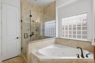 18415 Windsor Lakes Dr, Houston, TX 77094 - Photo 23