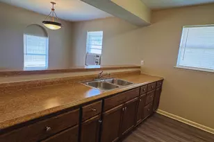 9325 Kentshire Dr, Houston, TX 77078 - Photo 9