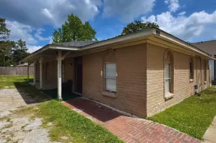 9325 Kentshire Dr, Houston, TX 77078 - Photo 1