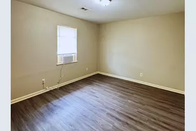 9325 Kentshire Dr, Houston, TX 77078 - Photo 19
