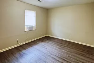 9325 Kentshire Dr, Houston, TX 77078 - Photo 19