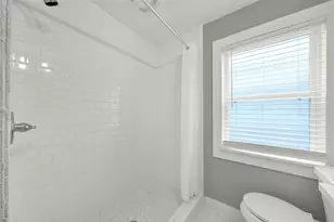 5603 Petty, Houston, TX 77007 - Photo 9