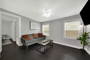 5603 Petty, Houston, TX 77007 - Photo 3
