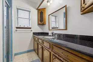 9803 Rocktree Dr, Houston, TX 77040 - Photo 11