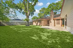 9803 Rocktree Dr, Houston, TX 77040 - Photo 13