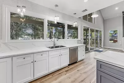 50 Hunters Creek Drive, Huntsville, TX 77340 - Photo 13