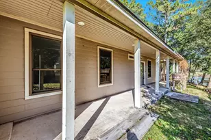 50 Hunters Creek Dr, Huntsville, TX 77340 - Photo 41