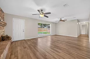 2154 Oak Shores Dr, Houston, TX 77339 - Photo 3