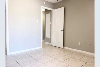 527 Slumberwood Dr, Houston, TX 77013 - Photo 21