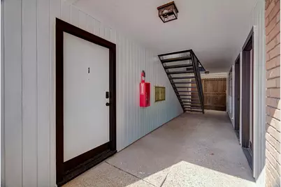 1915 McDuffie Street #1, Houston, TX 77019 - Photo 15