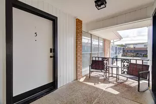 1915 McDuffie St, Houston, TX 77019 - Photo 17