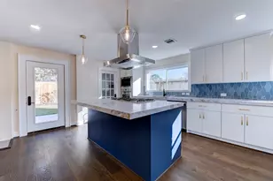 12518 Woodthorpe Ln, Houston, TX 77024 - Photo 13