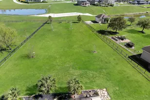 18819 Serene Water Dr, Montgomery, TX 77356 - Photo 33