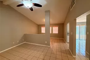 3227 Glade Springs Dr, Houston, TX 77339 - Photo 11