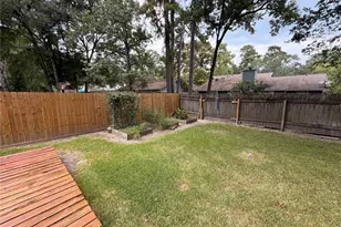 3227 Glade Springs Dr, Houston, TX 77339 - Photo 35