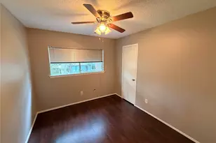 3227 Glade Springs Dr, Houston, TX 77339 - Photo 27