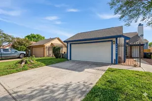 11870 Plumpoint Dr, Houston, TX 77099 - Photo 3