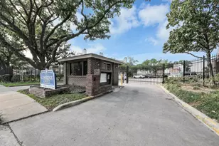 8055 Cambridge St, Houston, TX 77054 - Photo 41