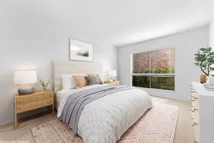 2224 S Piney Point Rd, Houston, TX 77063 - Photo 15