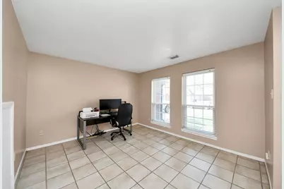 4747 Widerop Lane, Friendswood, TX 77546 - Photo 5