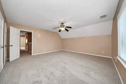 4747 Widerop Lane, Friendswood, TX 77546 - Photo 17