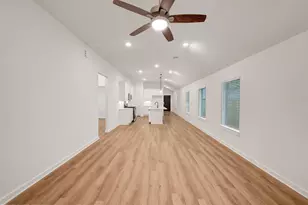 30814 Newcomb Lndg Ln, Waller, TX 77484 - Photo 17