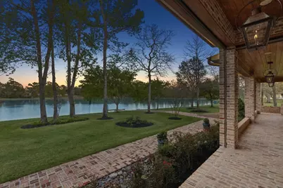 27306 Owosso Court, Spring, TX 77386 - Photo 5