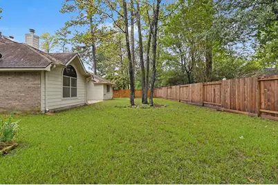 26 N Brooksedge Circle, The Woodlands, TX 77382 - Photo 49
