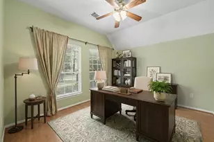 26 N Brooksedge Cir, The Woodlands, TX 77382 - Photo 5