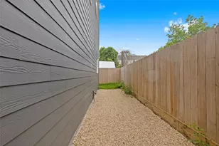 812 Elkhart St, Houston, TX 77091 - Photo 31